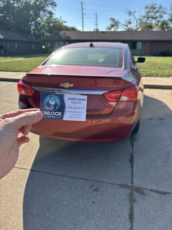 Happy customer after lockout service